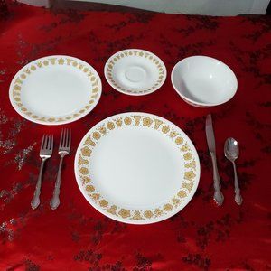 Vintage Corelle Butterfly 4 Piece Setting
